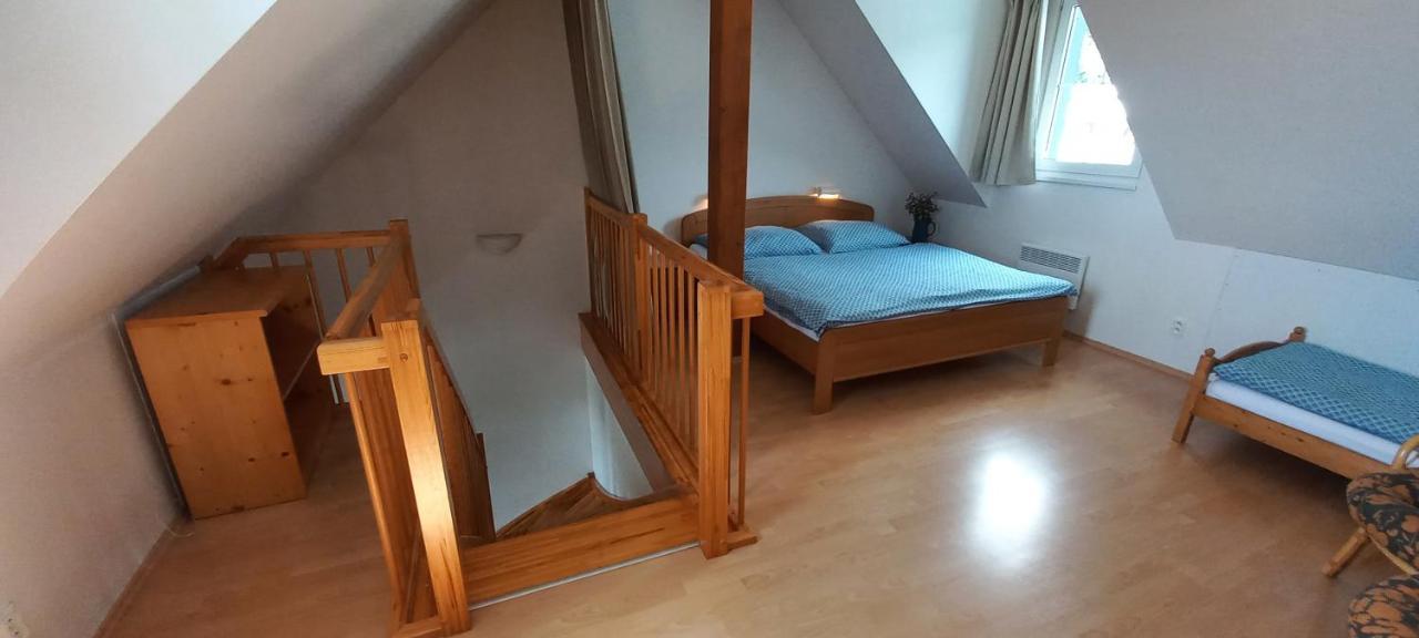 Horni Misecky Apartman E25 U Sjezdovky, Max 6 Osob Extérieur photo