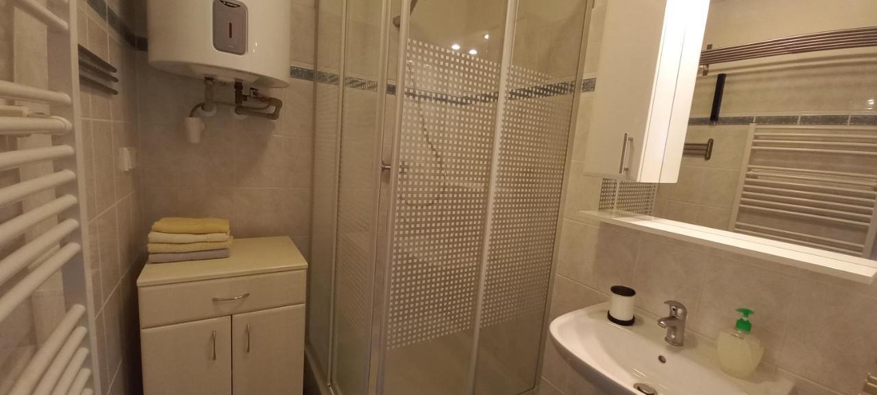 Horni Misecky Apartman E25 U Sjezdovky, Max 6 Osob Extérieur photo